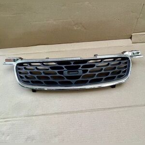 2000-03 NISSAN SENTRA FRONT BUMPER GRILLE ASSEMBLY